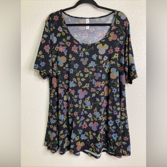 Lularoe Disney Multicolor Floral Minnie Perfect Tee Sz 2XL - Picture 1 of 4